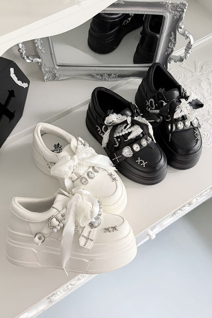 【10月6日予約締切】White/Pink/Black Rhinestone Buckle Lace Cross Charm Ribbon Chunky Sneakers