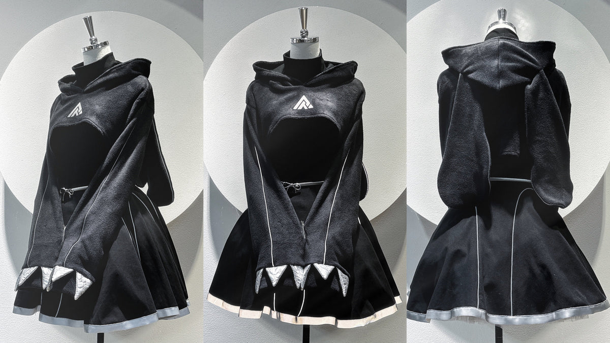 Oversize-Kapuzenoberteil mit Hasenohren und Krallen