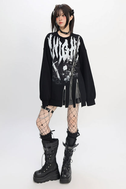 ダークナイトレタースリットトップス