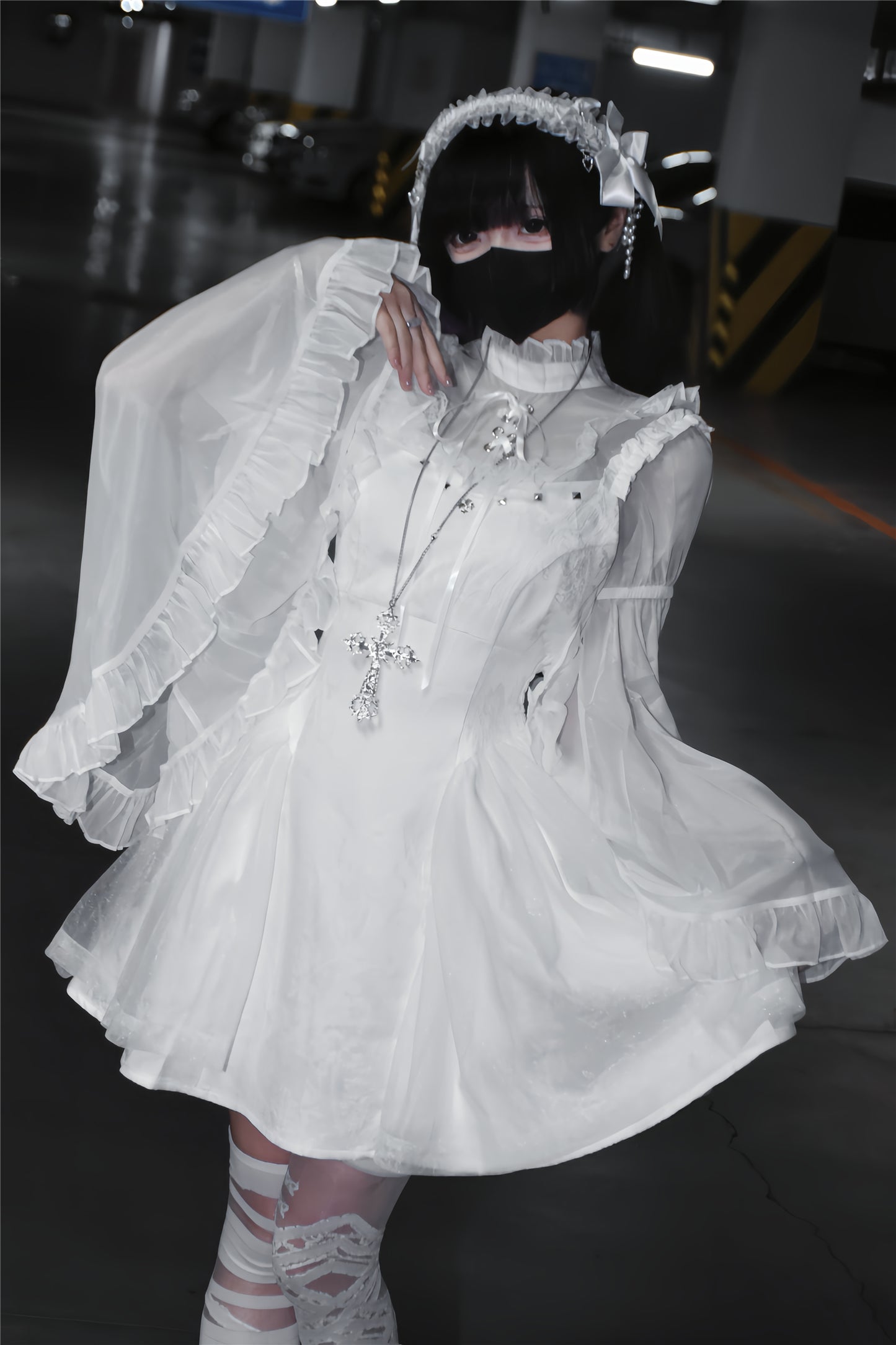 地雷バードサスペンダードレス＋シアースリーブトップス