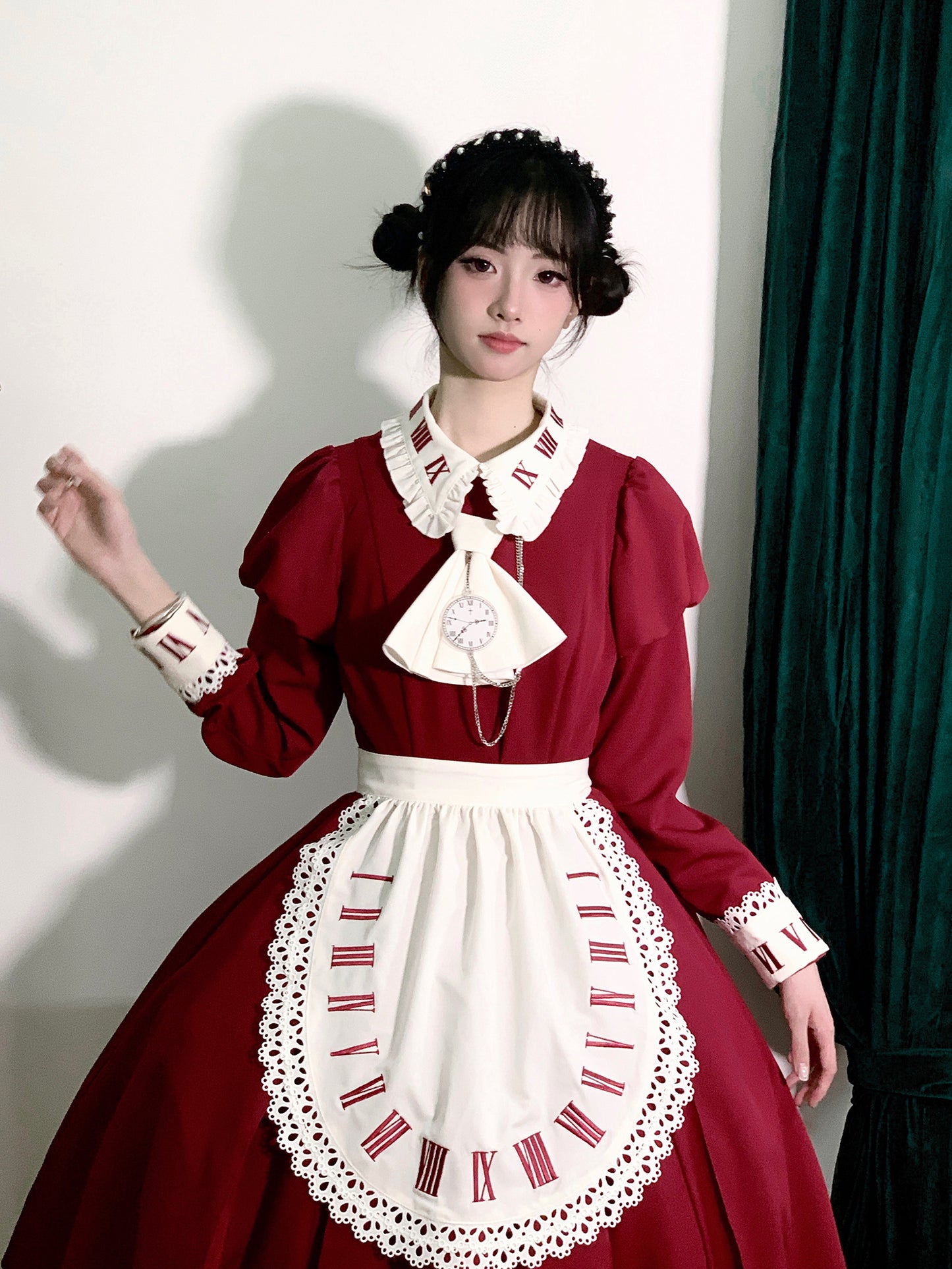 [Deadline for reservation: March 18] Time Traveler Series Juliet Sleeve Dress + Apron