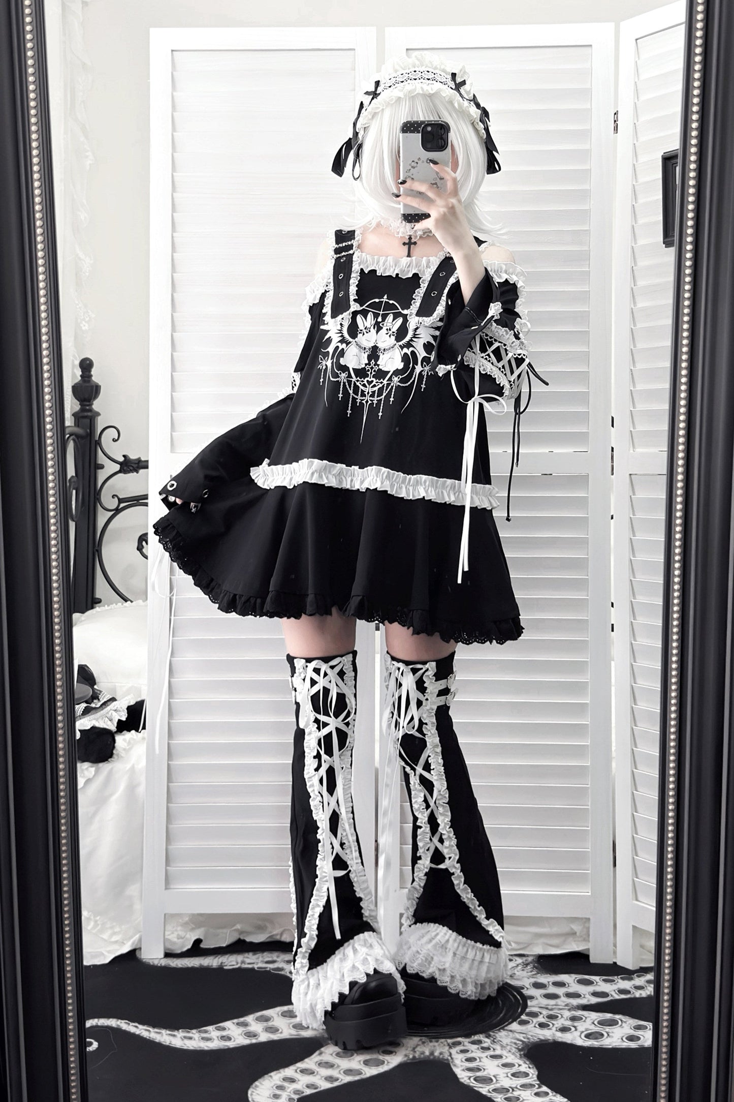 【9月15日予約締切】Dark Punk Gothic Rabbit Print Off Shoulder Long Sleeve Frill Lace Dress