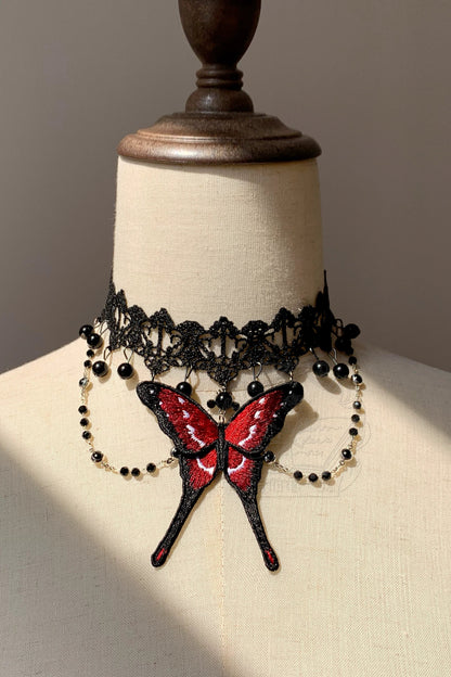 [Clôture des réservations le 105] Série d’accessoires gothiques élégants rouges/bleus (ras-du-cou/ensemble de broches papillon/KC serre-tête/châle/chaîne de taille/traîne à ruban au dos/gants en dentelle fleurie)