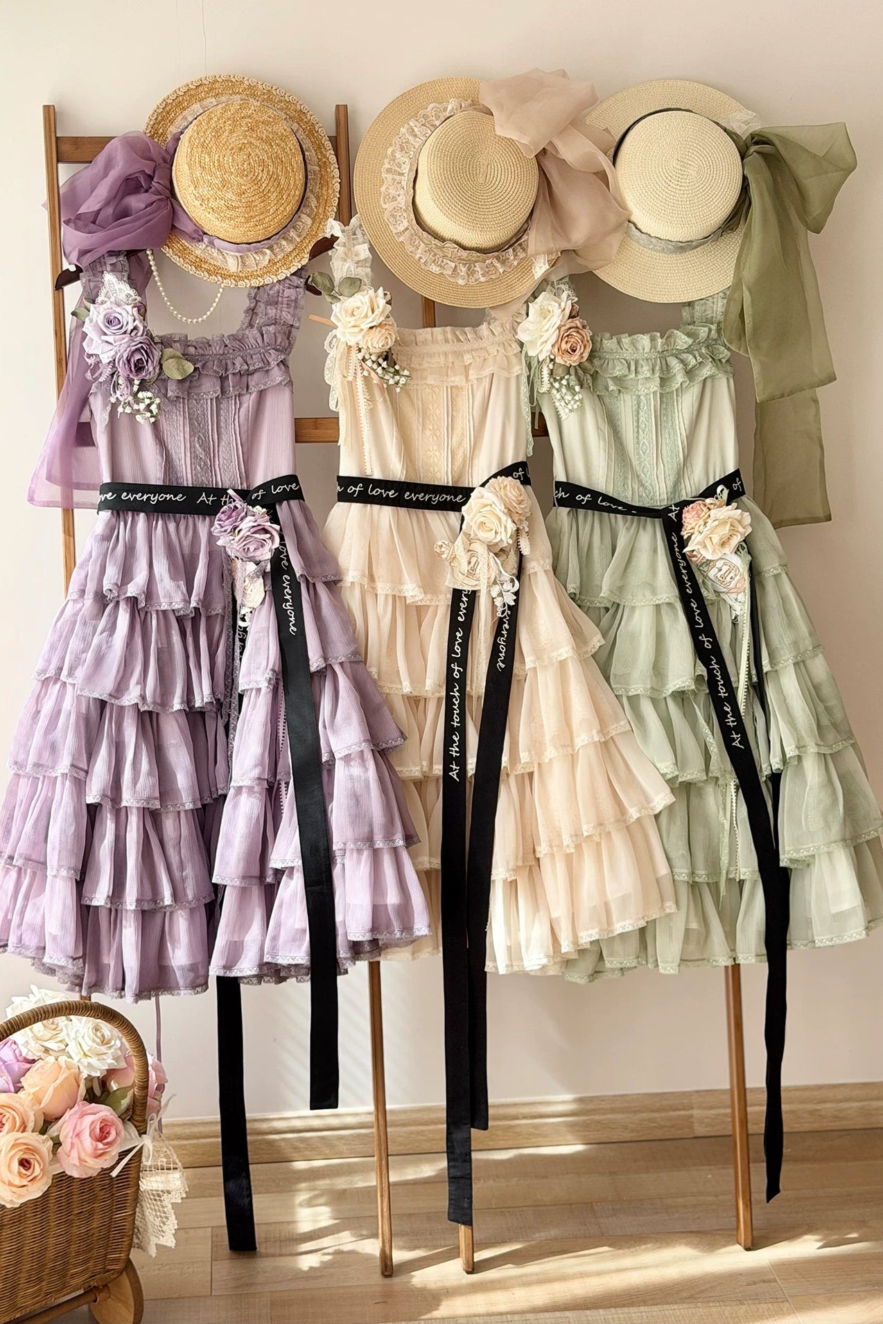 [Pre-order Deadline: July 31] Romantic Sweet Lolita Square-Neck Tiered JKS Ribbon Dress