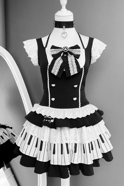 ダークフリルトップス＋ピアノスカート＋キャットスリーブ