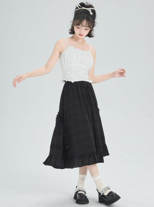 Shallot-cut black dark skirt