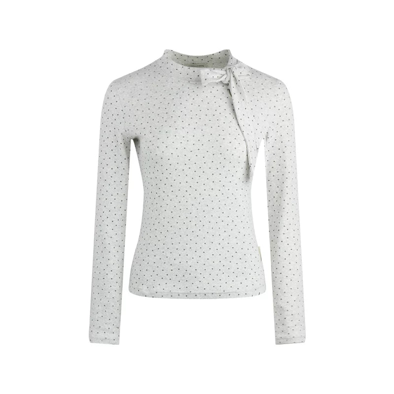 Top aderente con collo alto a stella