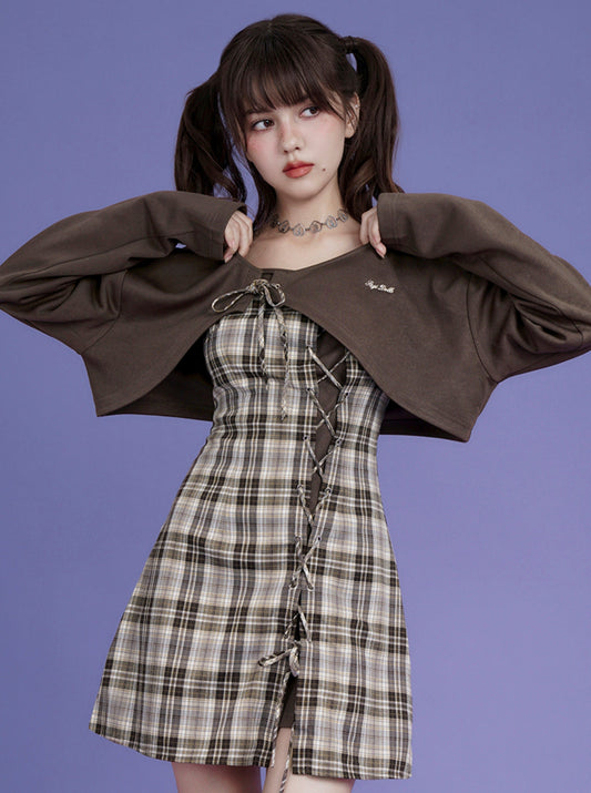 ロゴスウェットトップス＋チェックレースアップキャミソールワンピース