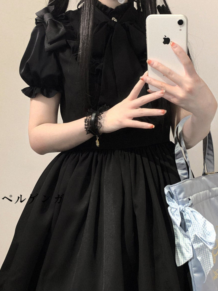 Shoulder ribbon lace black strap dress [Reservation product]