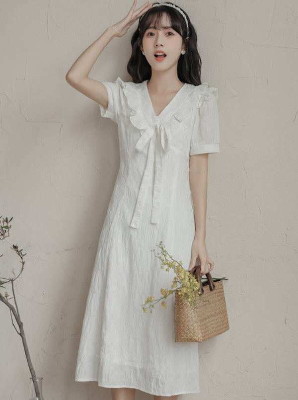 ピュアデザインジャガードウエストVネックワンピース