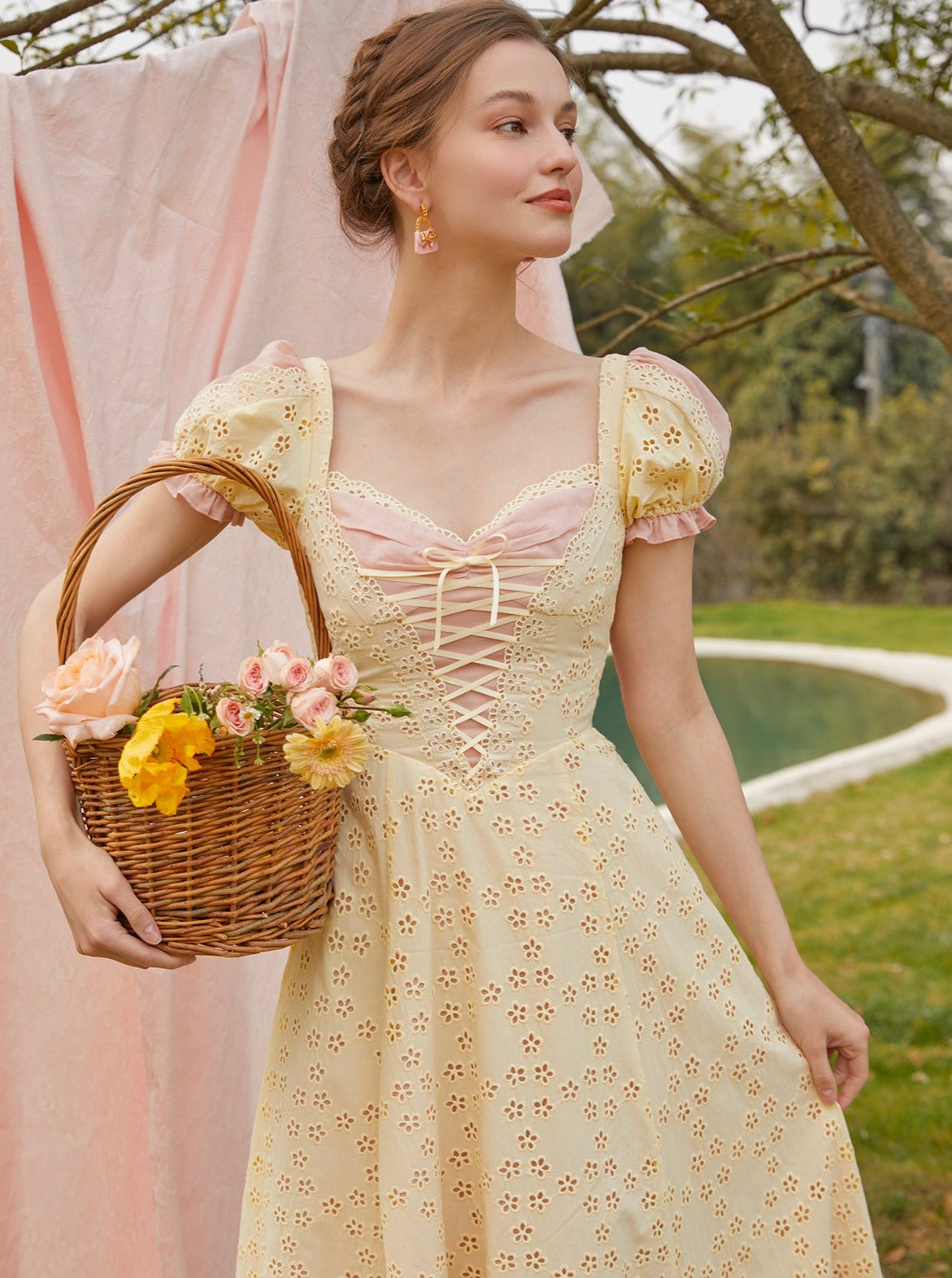 Daisy Lace Up Princess Dress