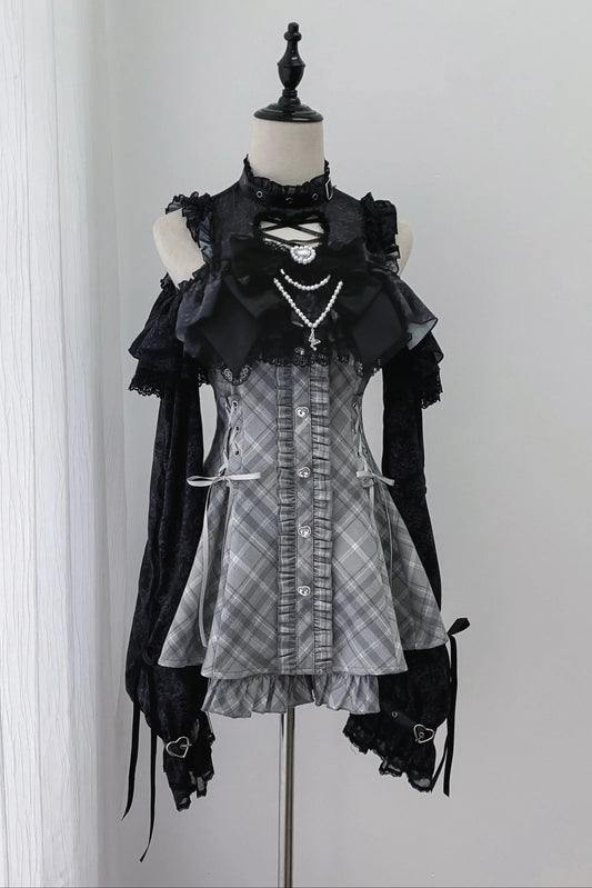 【10月30日予約締切】Dark Gothic Black and Gray Plaid Cold Shoulder Ribbon Lace Dress Suit (Including Shorts, Bow Tie, Small Bows*1) + Chain Ribbon Accessories for Sleeves