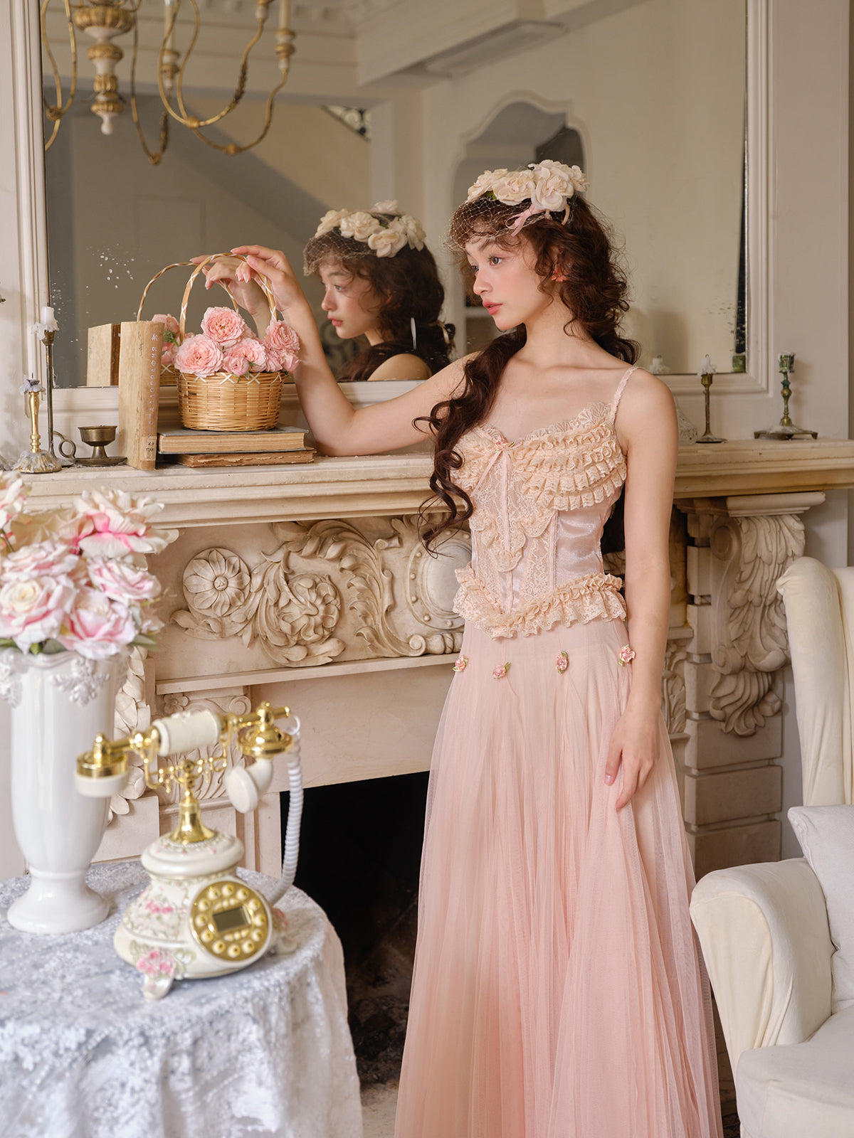 Peach Fairy French Retro Sweet Lace Camisole With Skirt