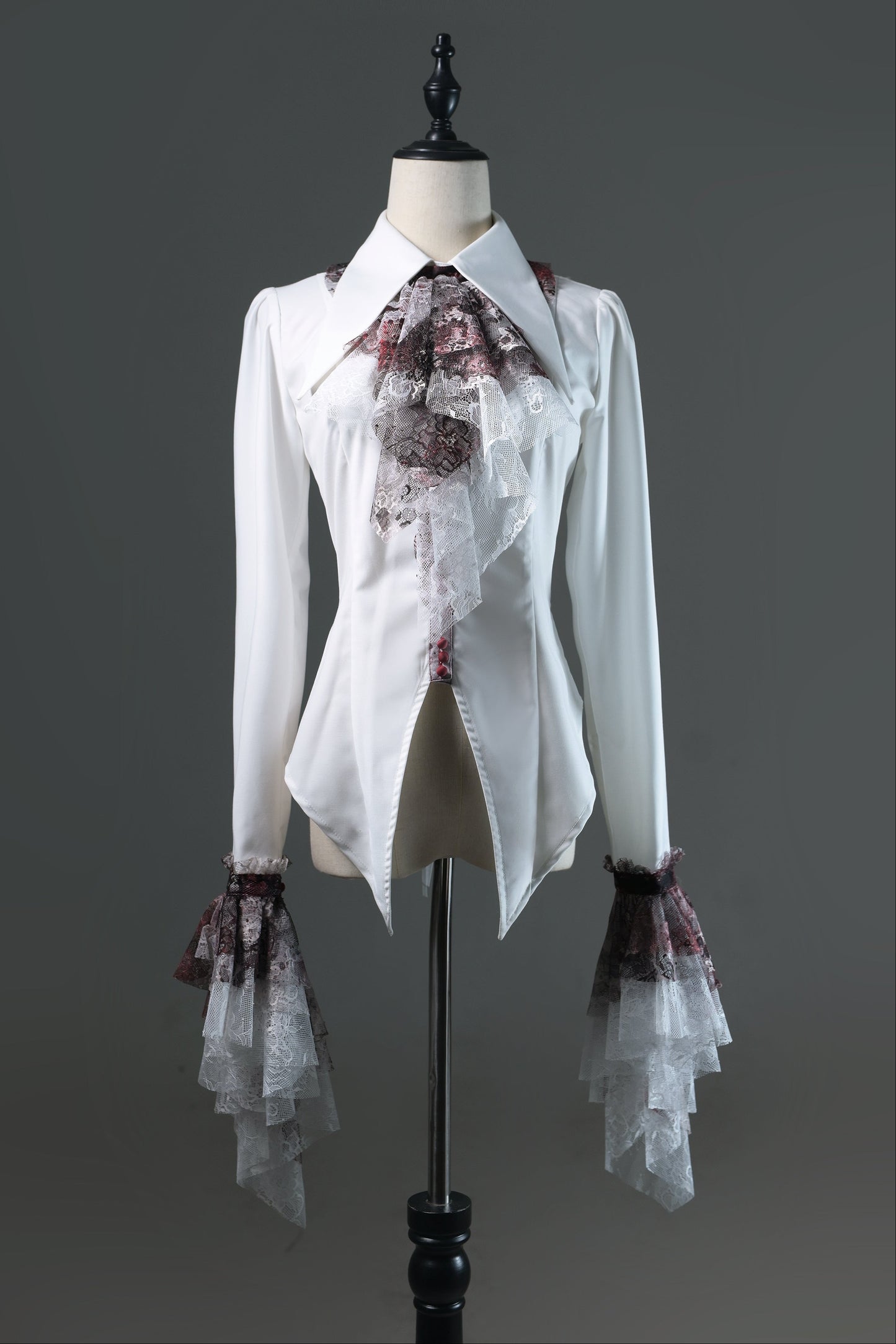 【12月10日予約締切】Bloodstainedピュアホワイトレースポインテッドカラーシャツ