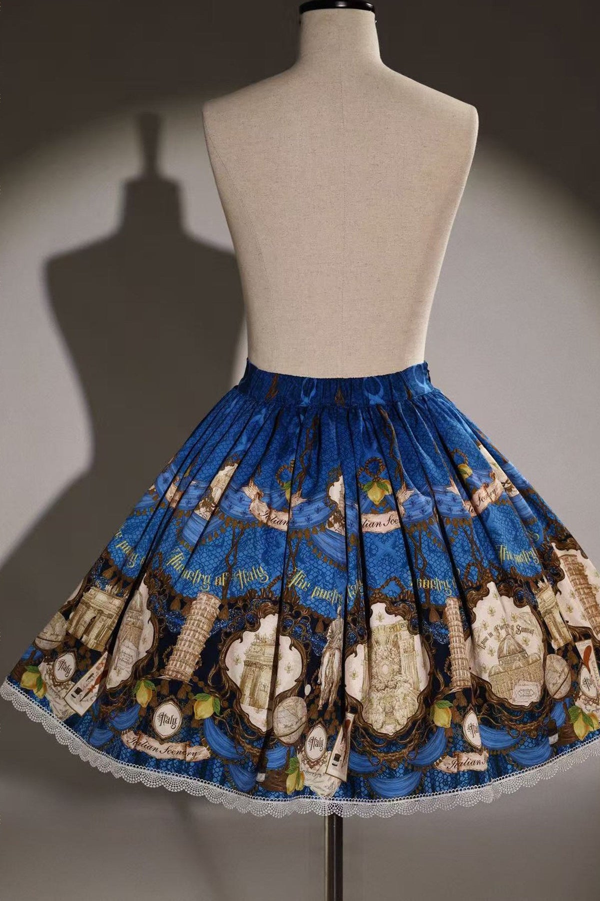 [Pre-order Deadline: November 6] Navy Blue/Brown Classic Italian Travel Diary Lolita Vintage Print Skirt