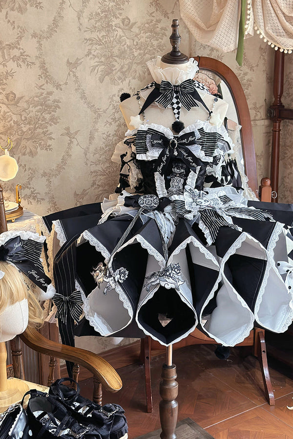 [Deadline for reservations: December 8] Circus Lolita Elegant Retro Gothic Clown Dress Set + Complete Accessories