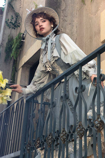 [Pre-order Deadline: May 11] Elegant Lily Embroidered Vest