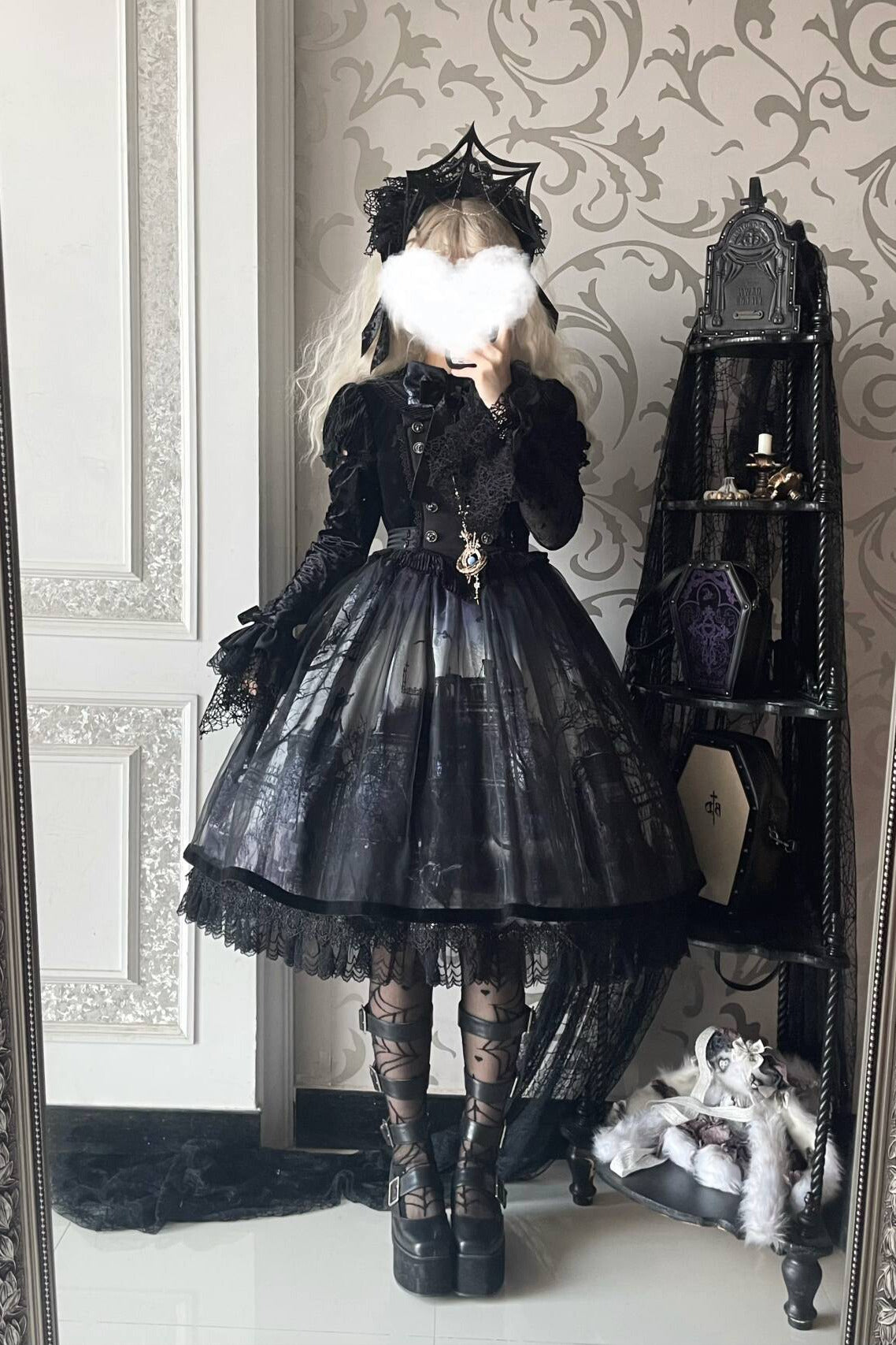 [Deadline for reservation: February 23rd] Horror House Spider Web Gothic Cape Dress