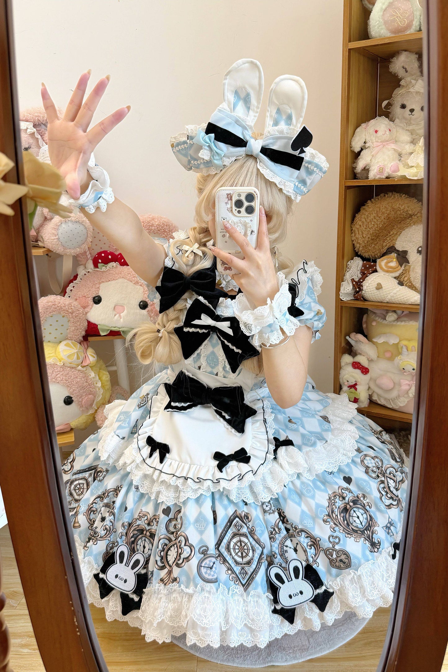 [Reservierungsschluss 30. Juni] Blaue x weiße Alice-im-Wunderland Sweet-Lolita-Accessoires-Serie (Hasenohren-Hut, Hasenohren-Haarreif, Halsband, Taschenuhr-Brosche, rückseitige Schleppen-Schleife, Handgelenkstulpen)