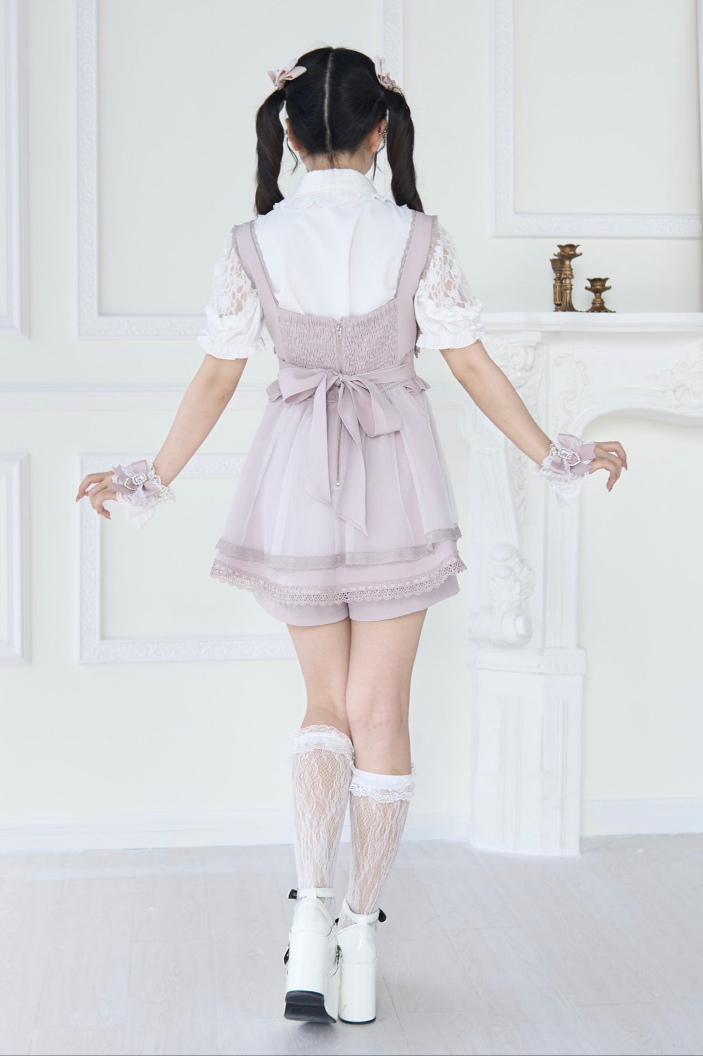 【予約商品】スプレシアーレーススリーブリボンシャツ＋ストラップビスチェドレス