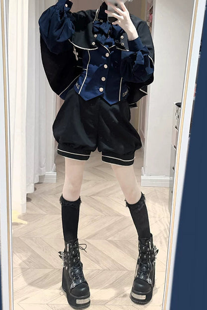 [Reservierungsschluss am 913] Schwarz/Weiß Prinz Gothic-Kreuzanhänger Cape mit Spitzenbesatz