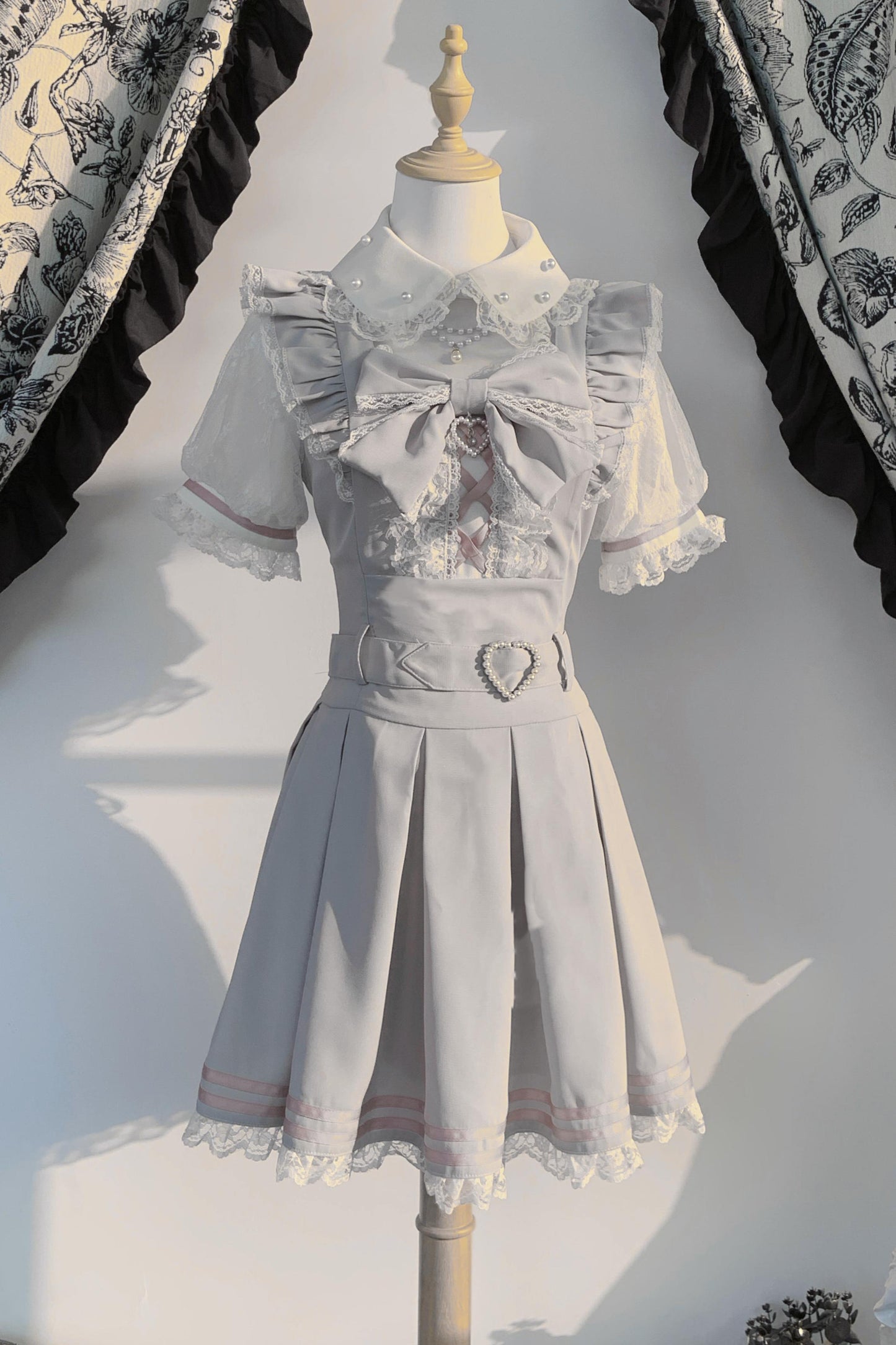 [Vorbestellartikel] Girly-Jirai-Kleid mit Perlen und Spitze