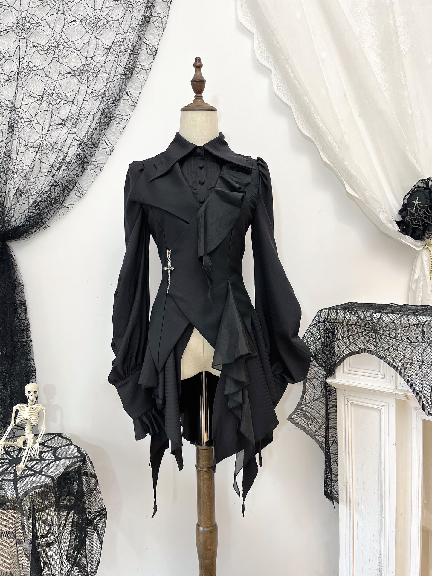 【12月29日予約締切】ダークゴシックコウモリカラーエレガントロングテールシャツ