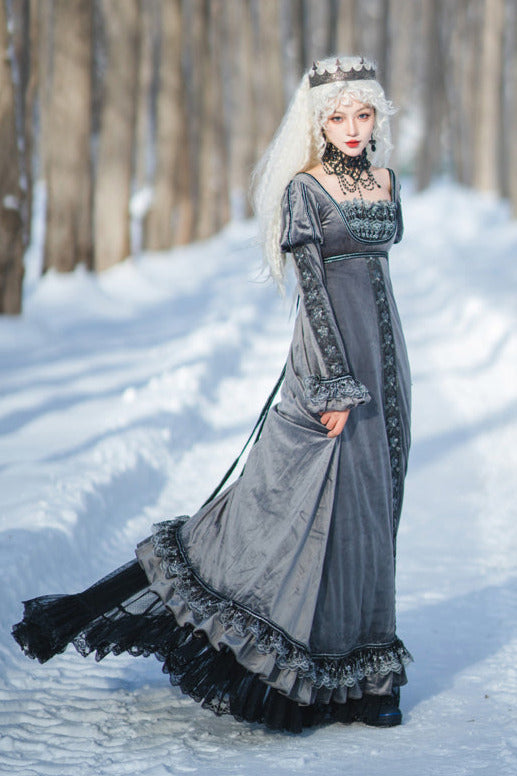 Claire Imperial Elegant Queen Cape Dress Setup