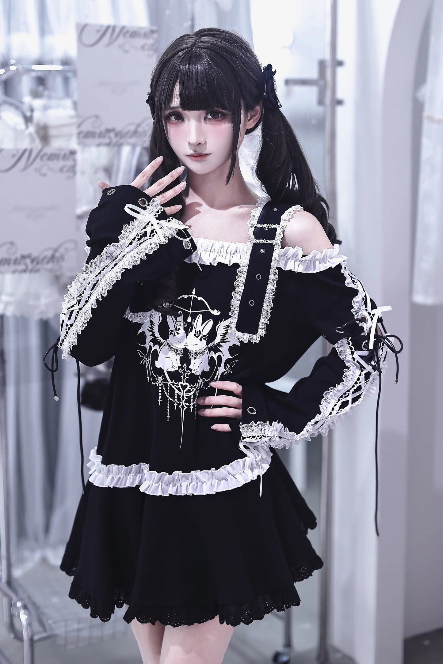 【9月15日予約締切】Dark Punk Gothic Rabbit Print Off Shoulder Long Sleeve Frill Lace Dress