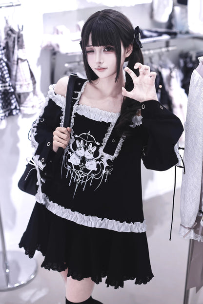【9月15日予約締切】Dark Punk Gothic Rabbit Print Off Shoulder Long Sleeve Frill Lace Dress