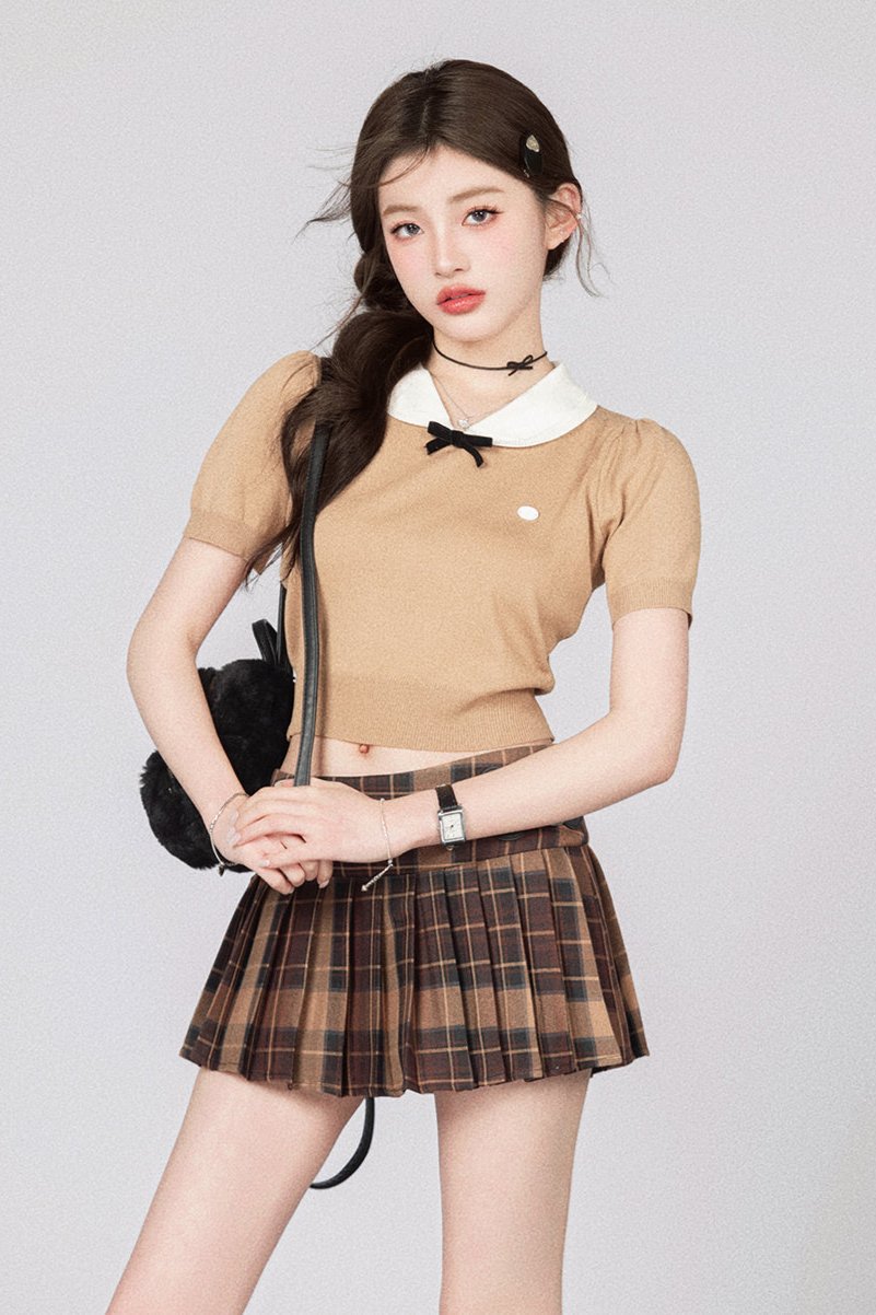 Niche Bell Collar Knit Top + Check Skirt