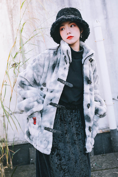 Eccentric House "Yinhu" imitation rabbit plush fur jacket women's winter new Chinese embroidered coat with a stand-up collar and thickened top