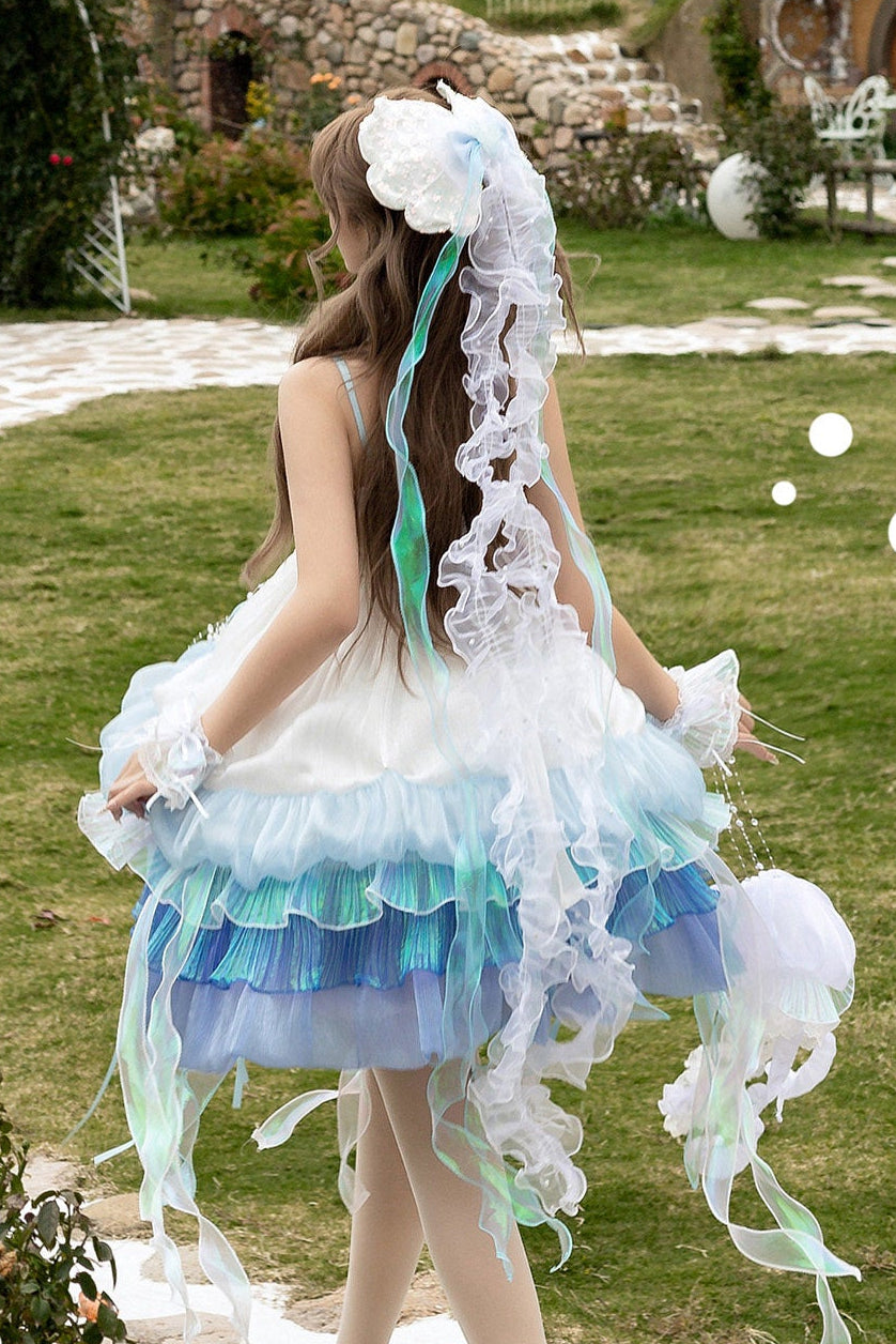 [Date limite de précommande : 1er août] Robe JKS lolita féerique méduse océan blanc x bleu à superpositions avec traîne aurore