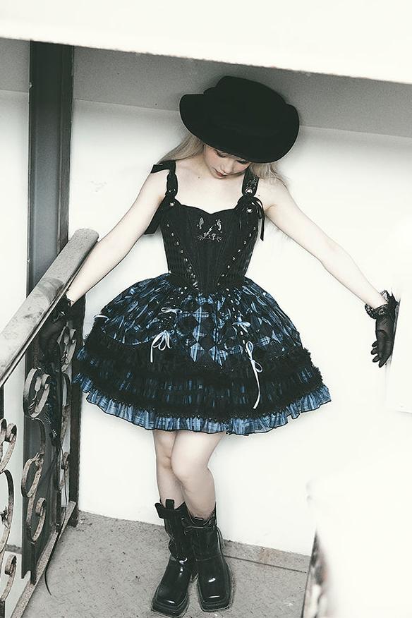 Alice Inn Wanderland Dark Punk Goss Dress Suit