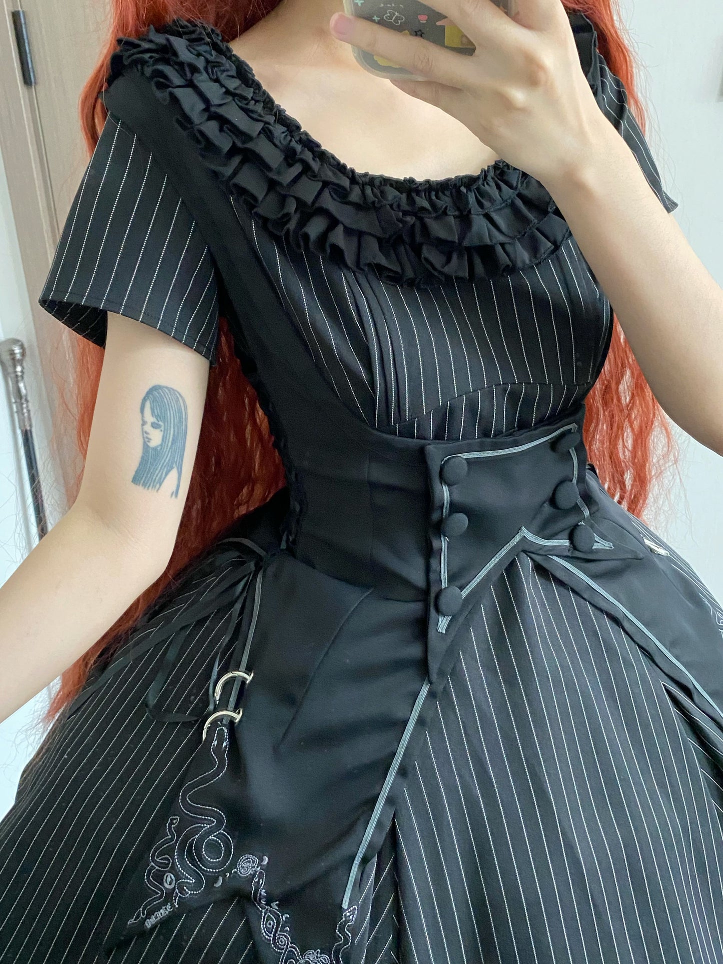 [Reservation Deadline: March 29] Elegant Gothic Punk Series Striped Dress + Jabot Faux Collar