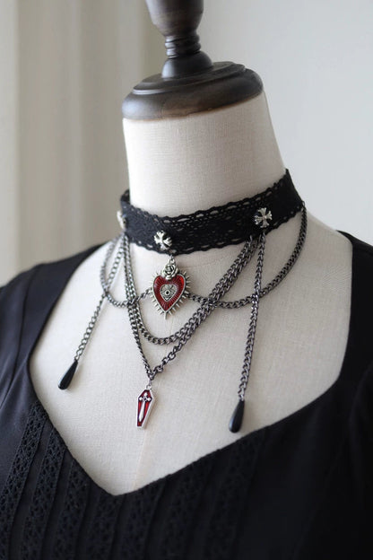 [Termine prenotazione 30 maggio] Abito gothic lolita bianco e nero con maniche svasate + sopragonna a corsetto rialzabile con croci + set completo