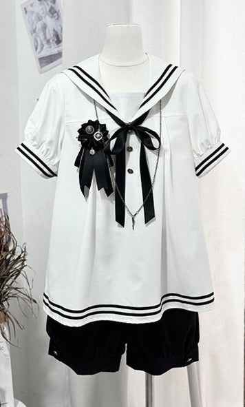 ホワイトブラックゴシックセーラーセットアップ