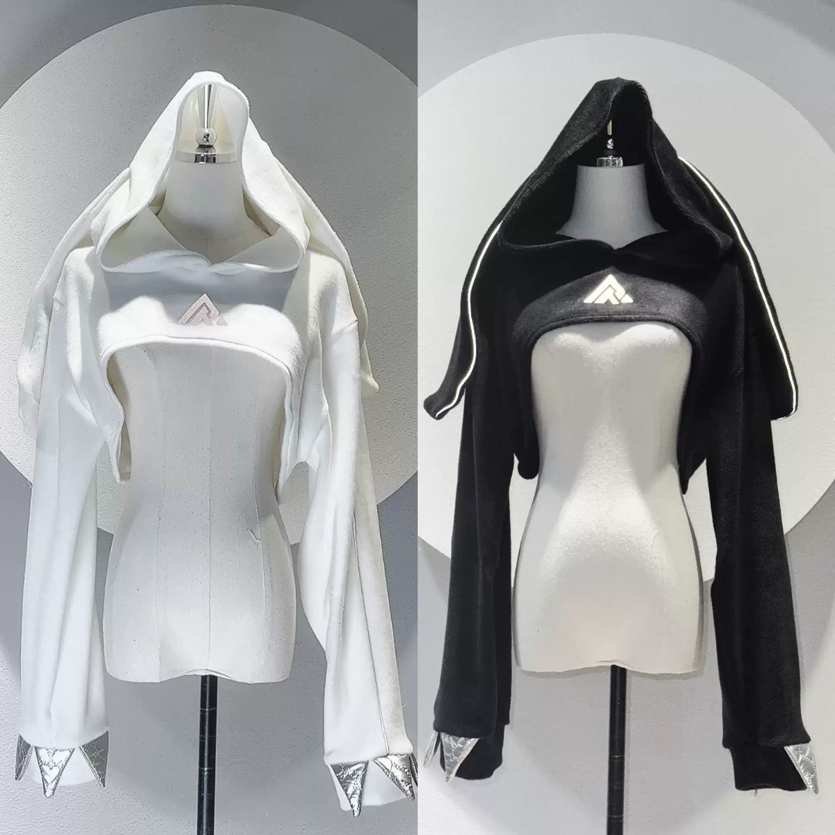 Oversize-Kapuzenoberteil mit Hasenohren und Krallen