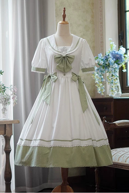 [Reservierungsschluss 28. Juni] 5 Farben/Sailor-Lolita-Streifenkleid mit Schleife und Puffärmeln