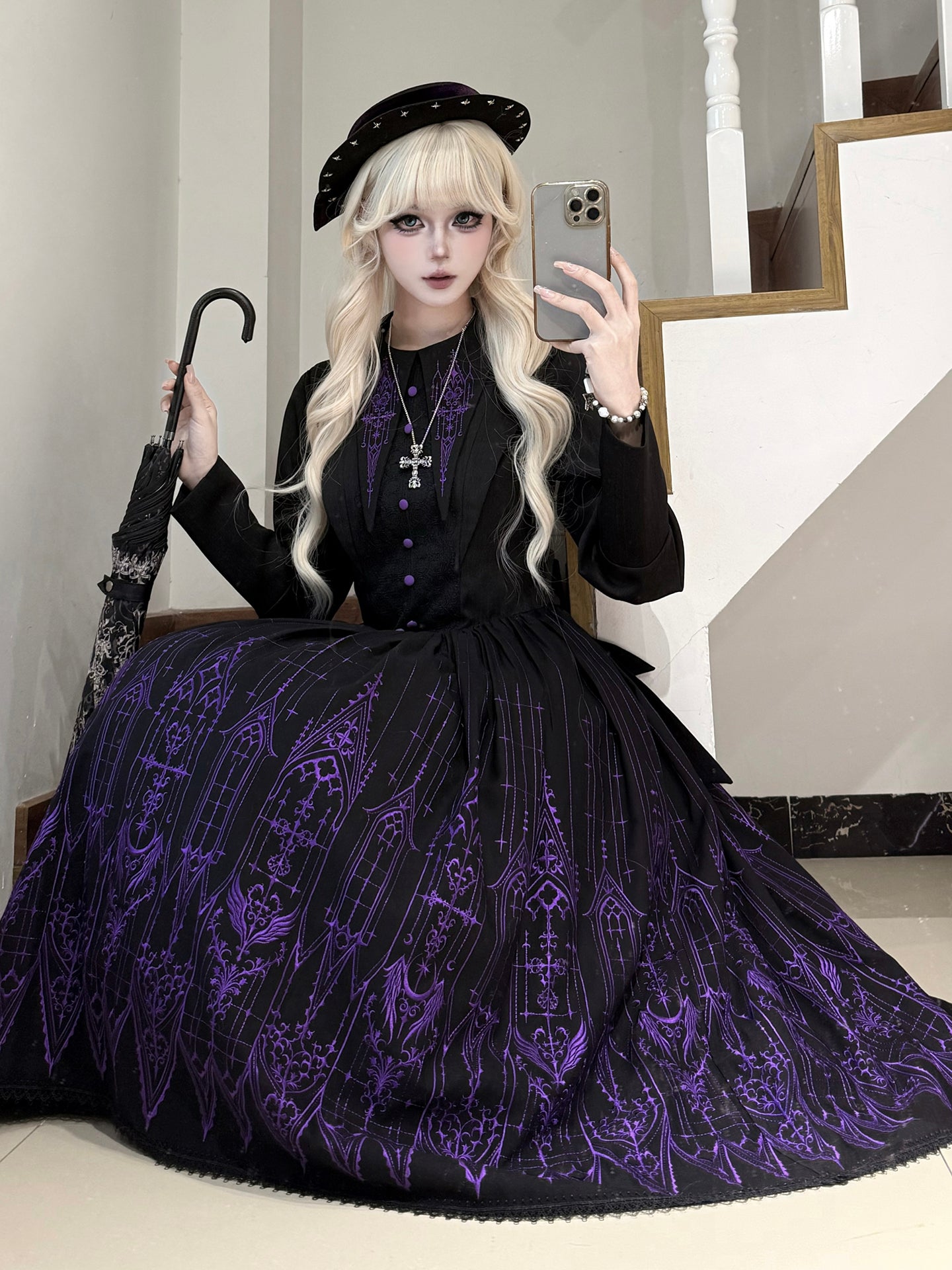 【12月27日予約締切】チャーチエンブロイダリーエレガントポインテッドカラーゴシックドレス