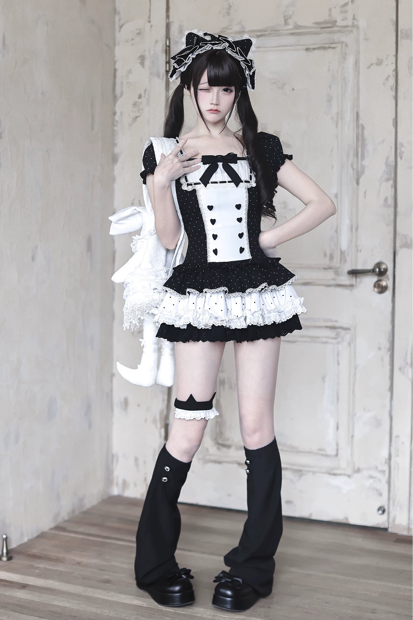 [Pre-order Deadline: June 29] Vintage Black x White Polka Dot Puff Sleeve Tiered Dress