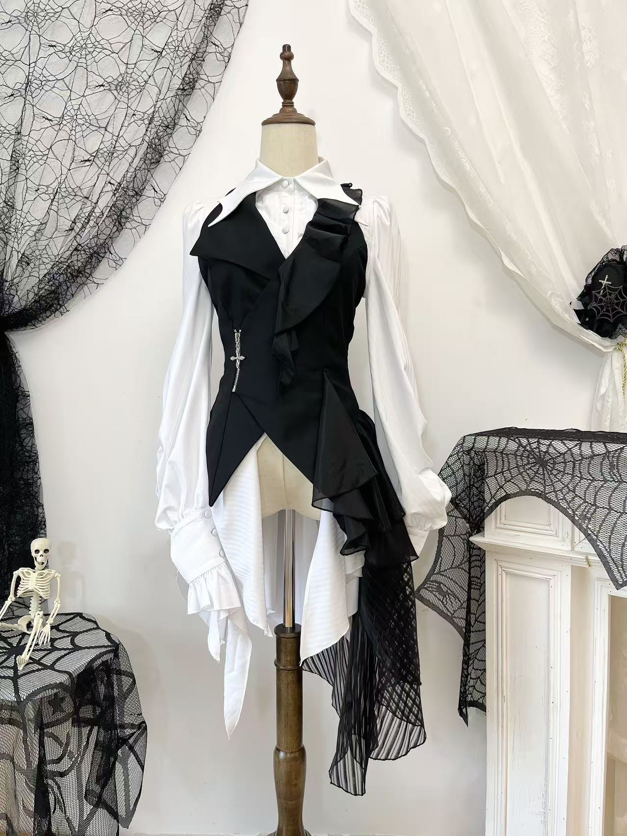 【12月29日予約締切】ダークゴシックコウモリカラーエレガントロングテールシャツ