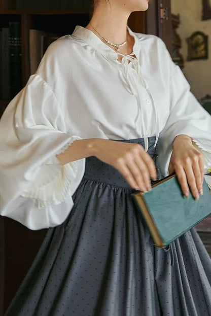 Retro-Traum-Satinbluse