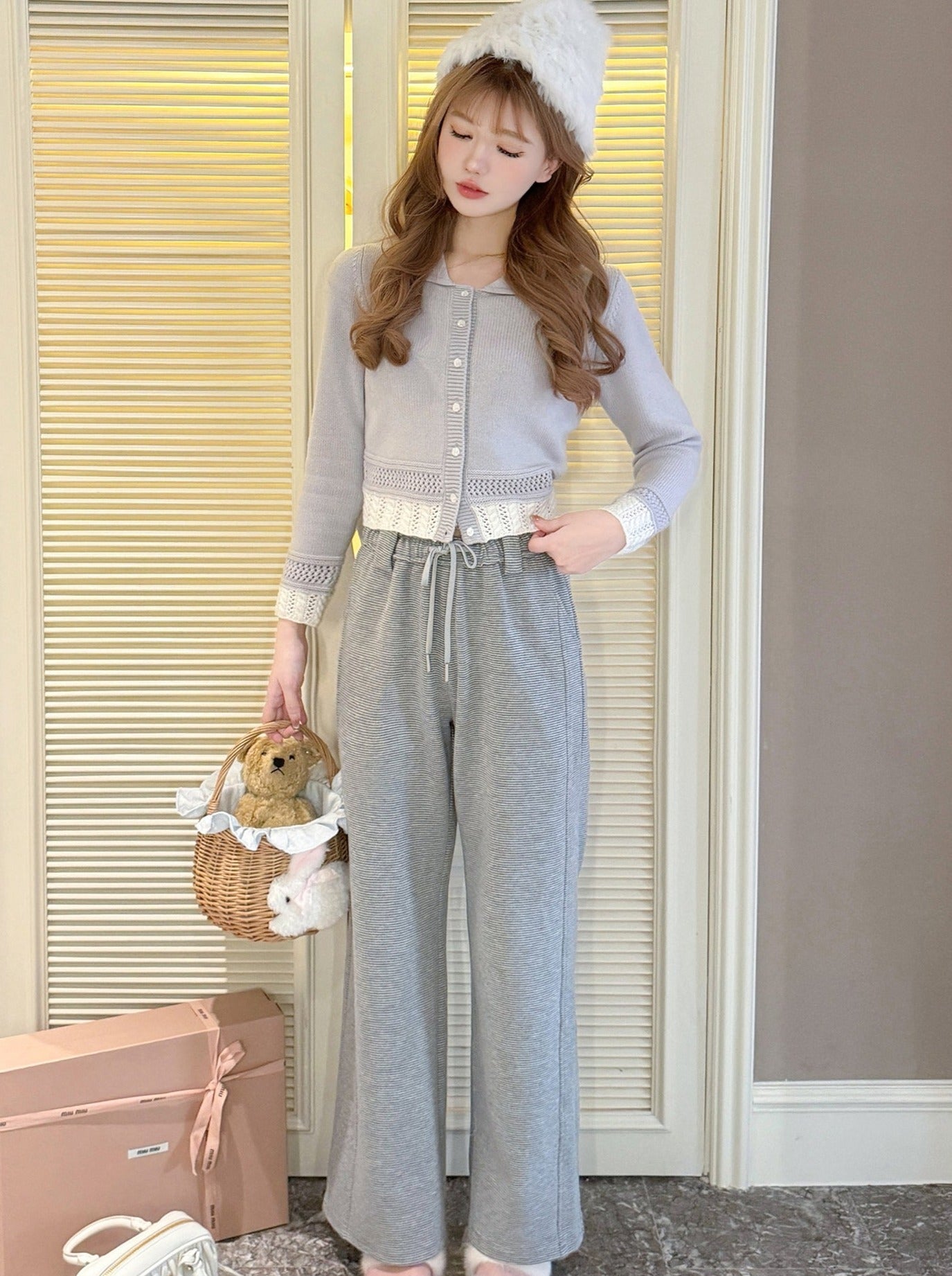 Soft waxy style stripe casual pants