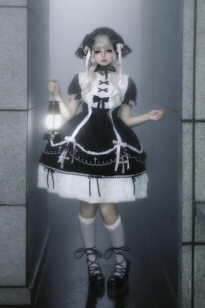 【10月4日予約締切】Black Pink Gothic-Inspired Sweet Lolita Ribbon Ruffle Dress＋Cross Embroidery Ribbon Cape