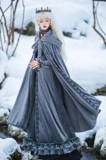 Claire Imperial Elegant Queen Cape Dress Setup