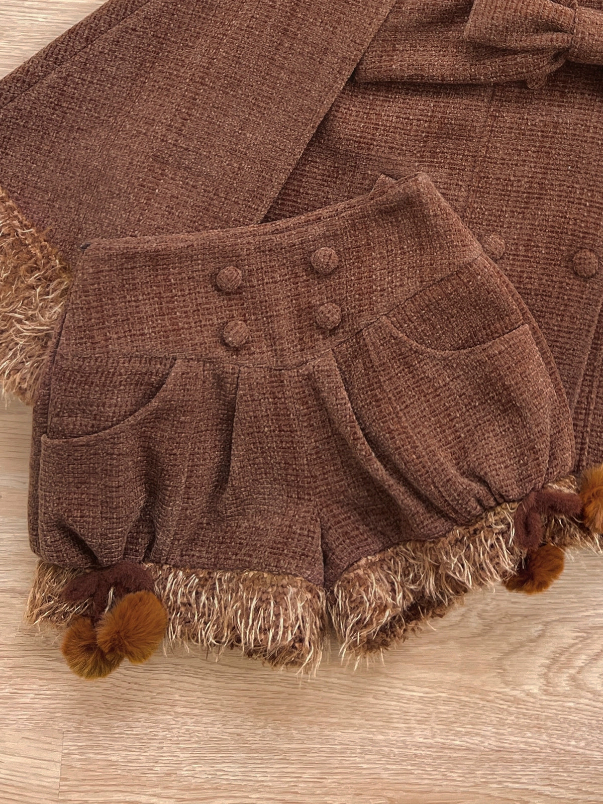 アニマルツイードコート＋ボアショートパンツ