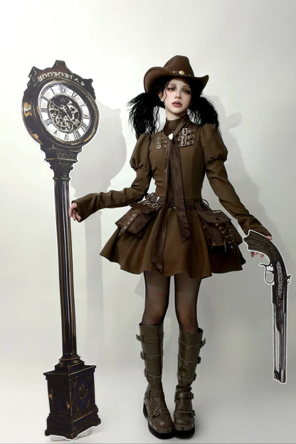 [Scadenza prenotazioni 6 novembre] Abito da bambola steampunk marrone x gothic mode nero con fibbia, collo alto e maniche lunghe a sbuffo