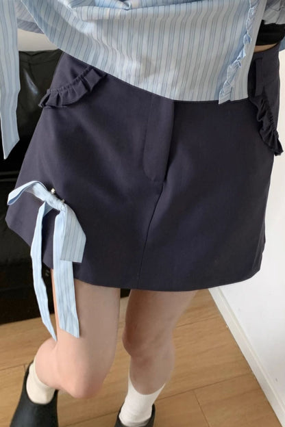 Gestreiftes Strandhemd + ärmelloses Hemd + Overshirt + Rock + weite Hose + Jeansrock