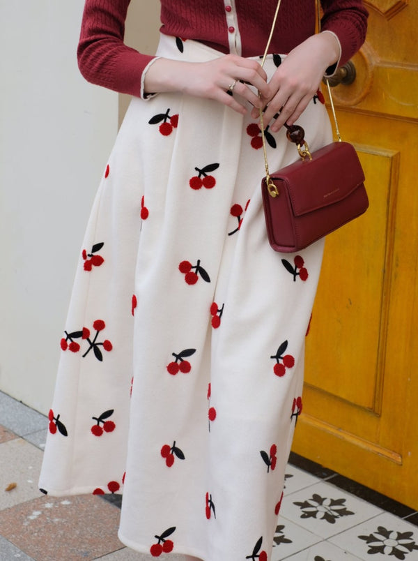 Slim Knit + Cherry Girl French Retro Skirt